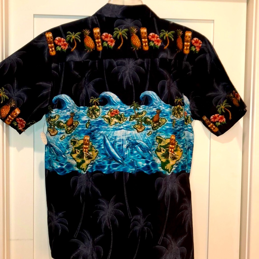 NWT Hawaii shirt